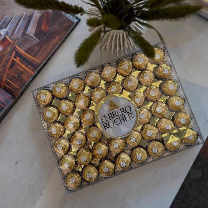 (RU)Golden Indulgence Ferrero Rocher Box